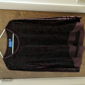 Simple Vera Wang top